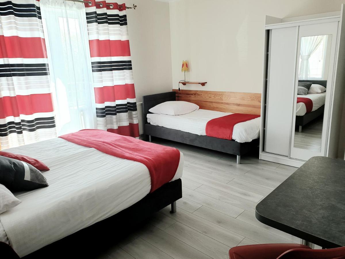 Solar Bed & Breakfast Karwia Bagian luar foto