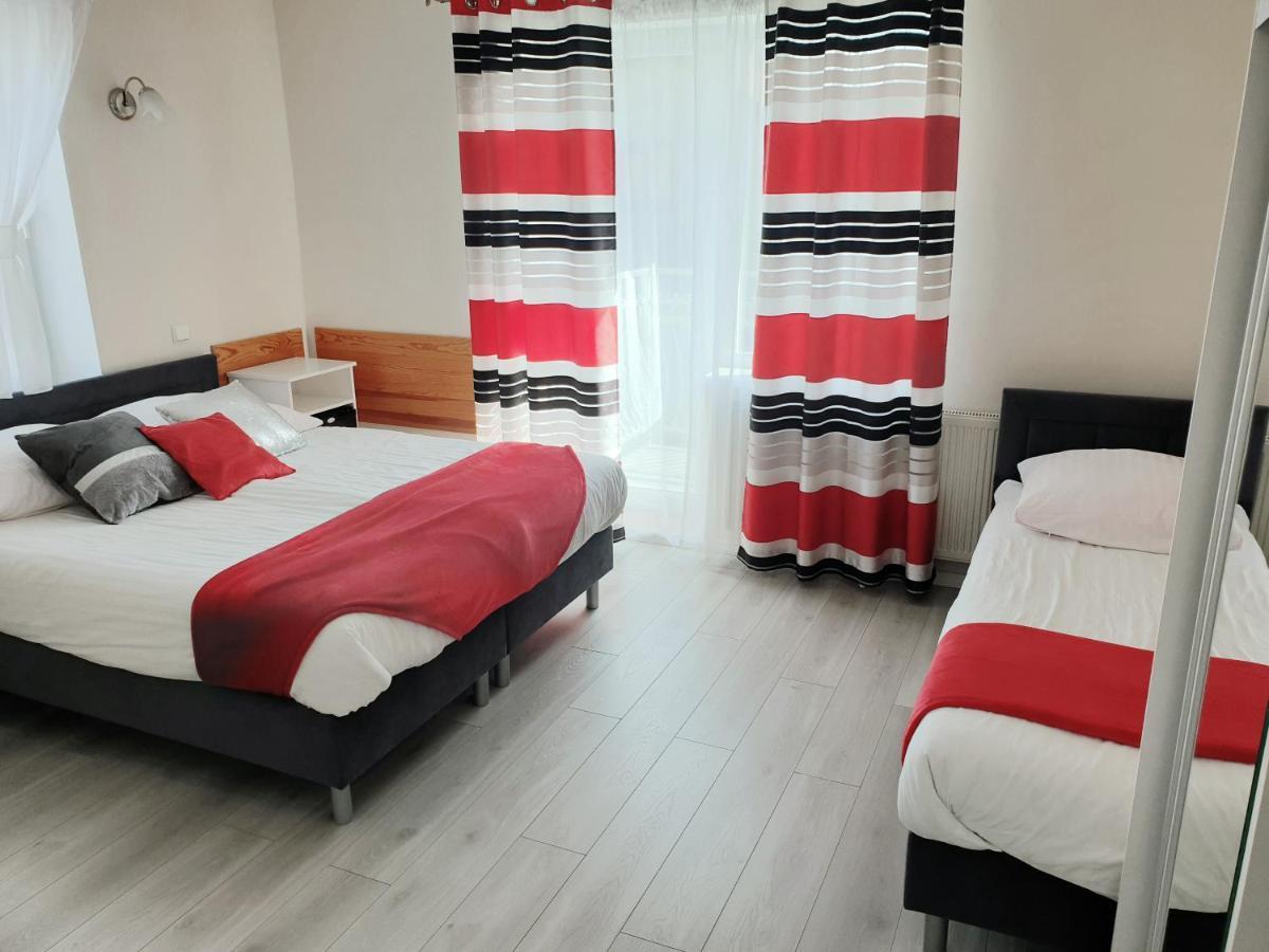 Solar Bed & Breakfast Karwia Bagian luar foto