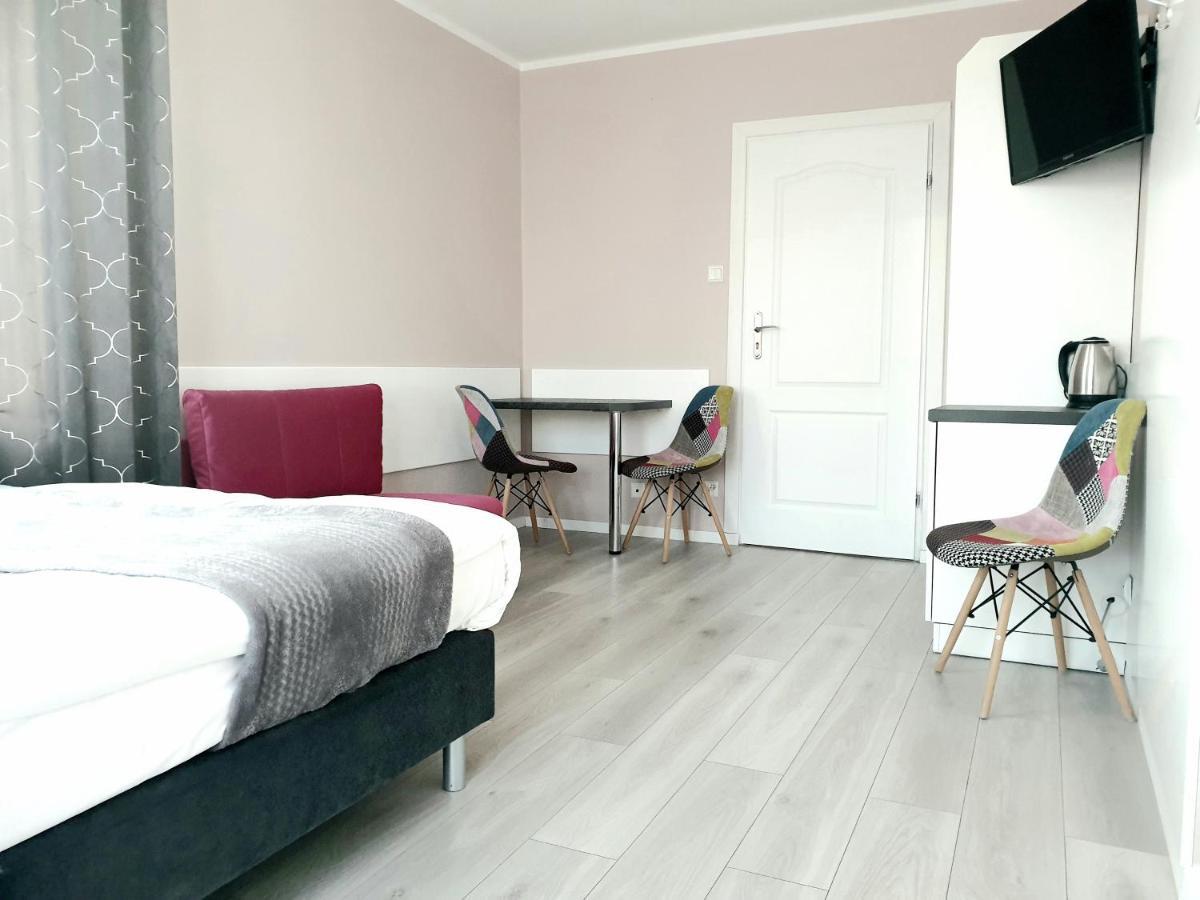 Solar Bed & Breakfast Karwia Bagian luar foto