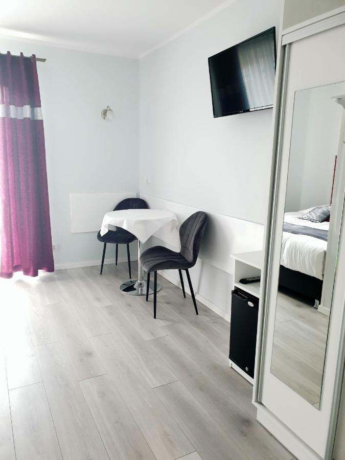 Solar Bed & Breakfast Karwia Bagian luar foto