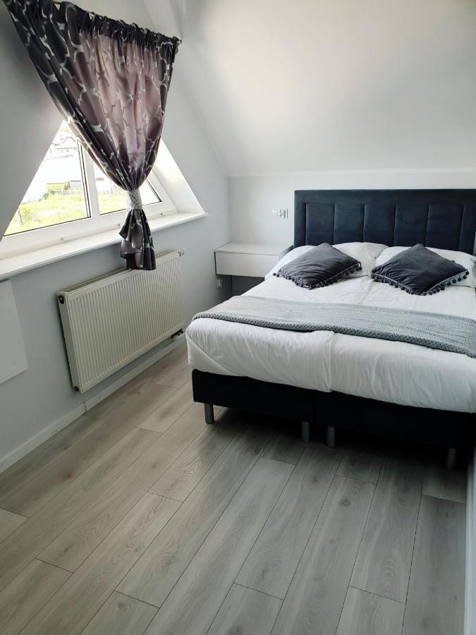 Solar Bed & Breakfast Karwia Bagian luar foto