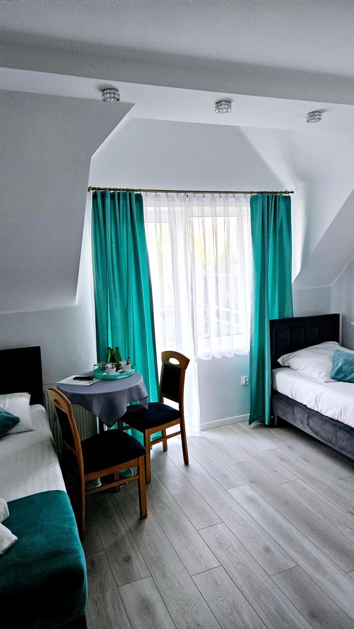 Solar Bed & Breakfast Karwia Bagian luar foto