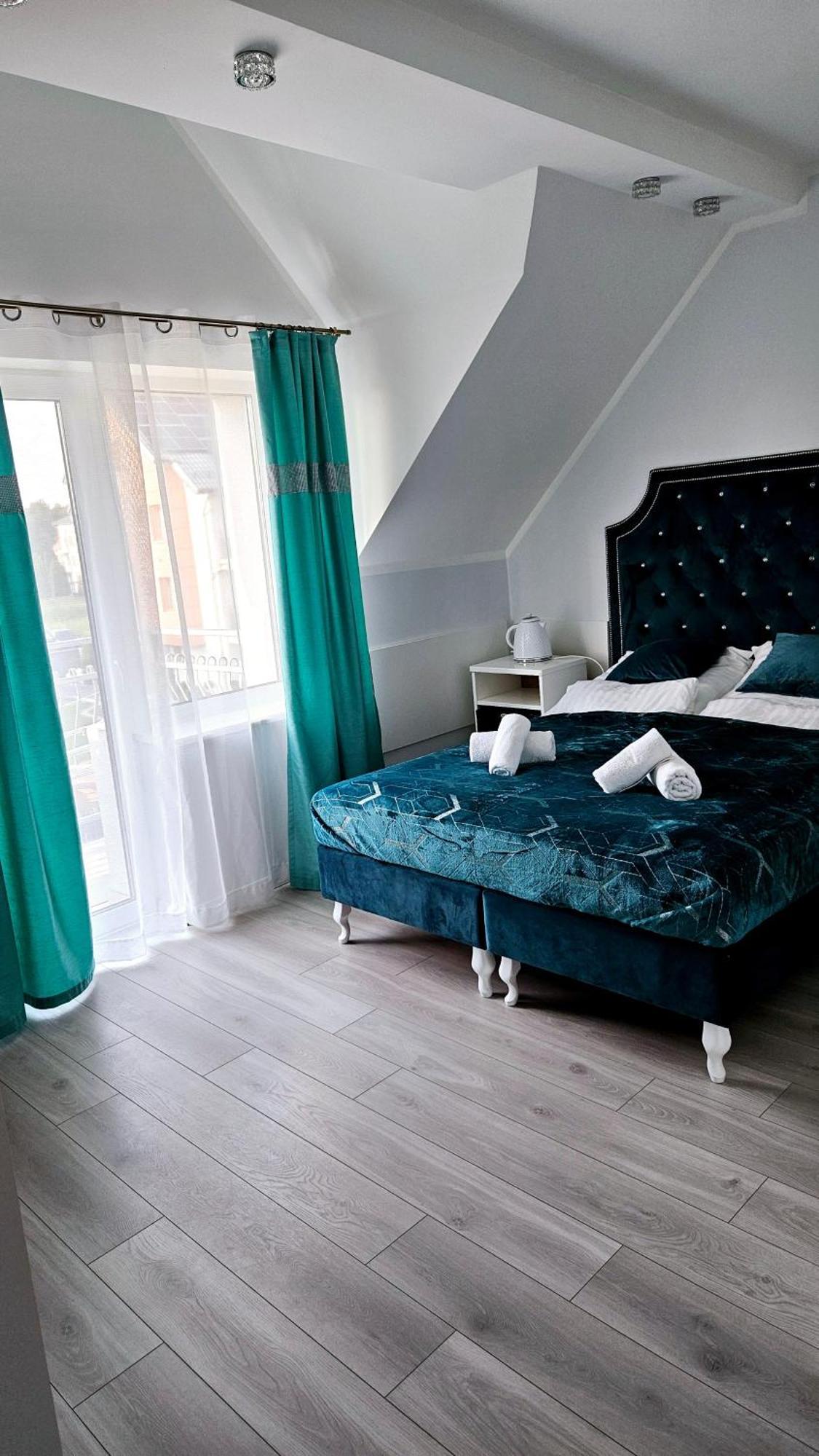Solar Bed & Breakfast Karwia Bagian luar foto