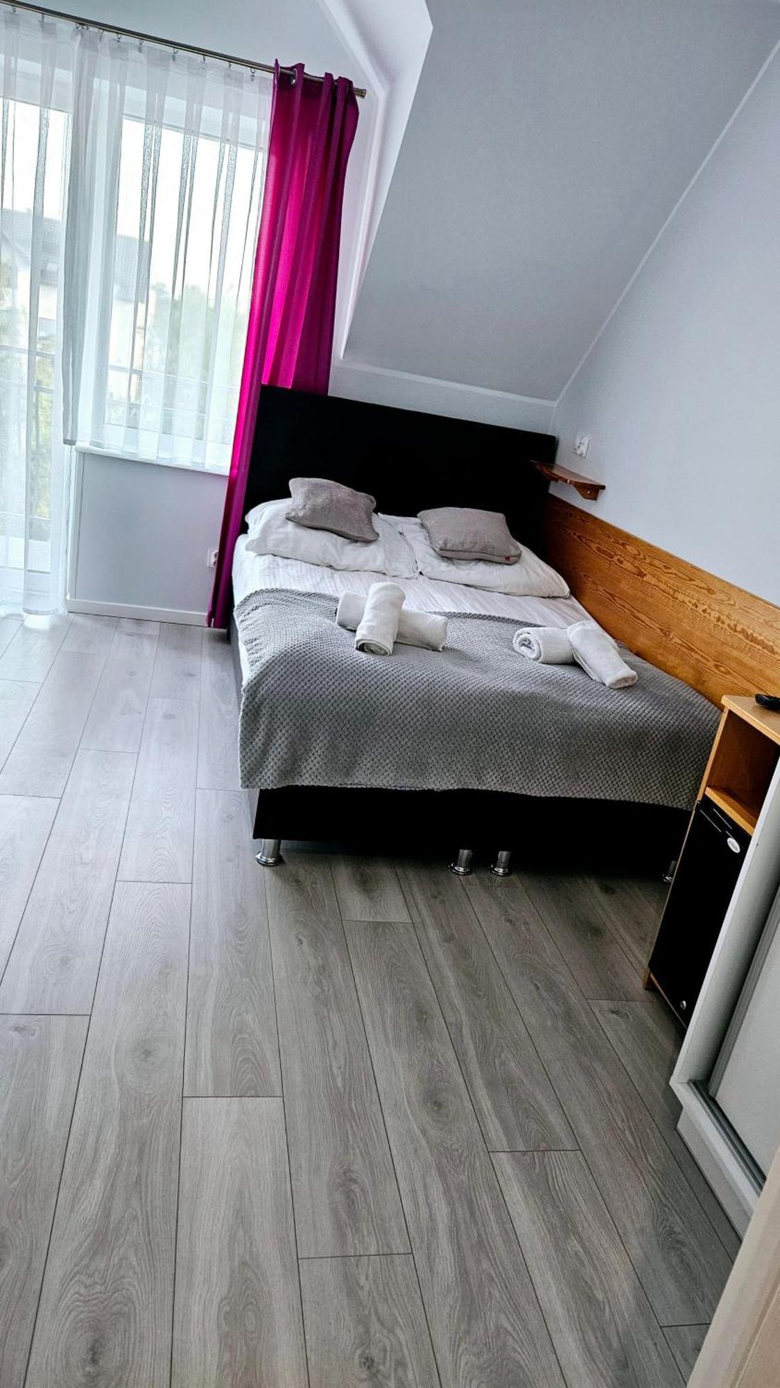 Solar Bed & Breakfast Karwia Bagian luar foto