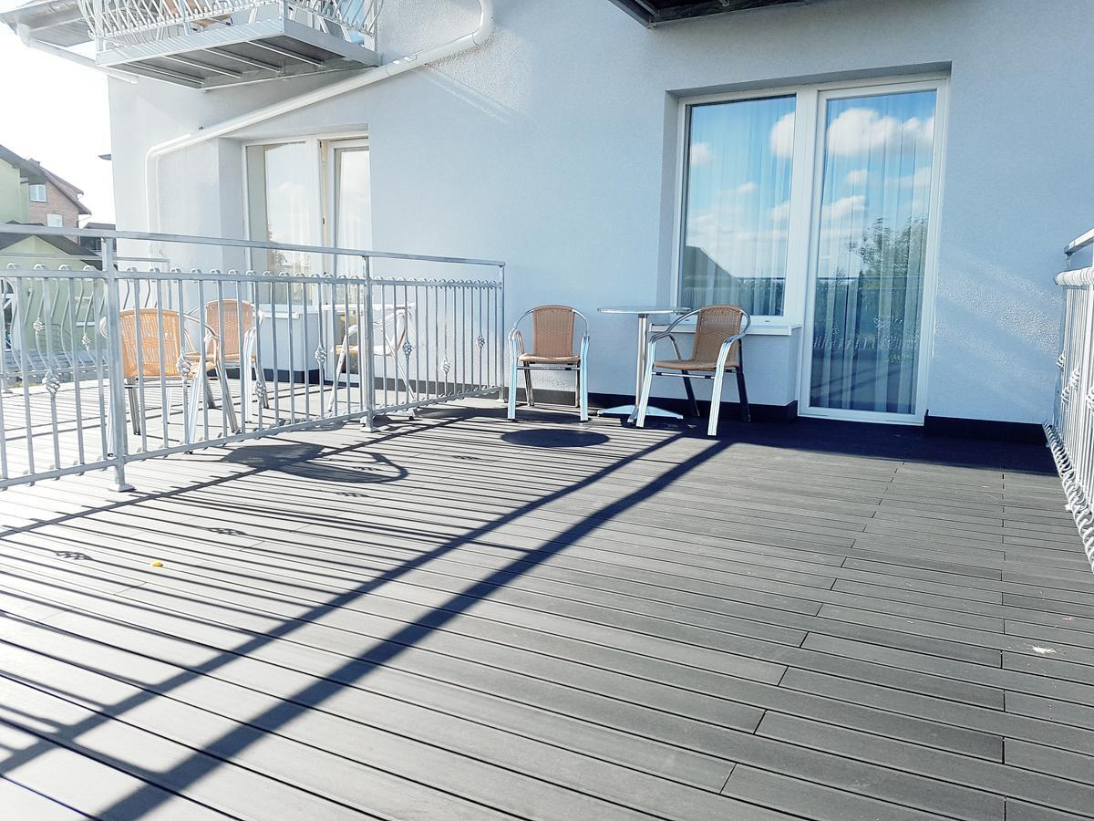 Solar Bed & Breakfast Karwia Bagian luar foto