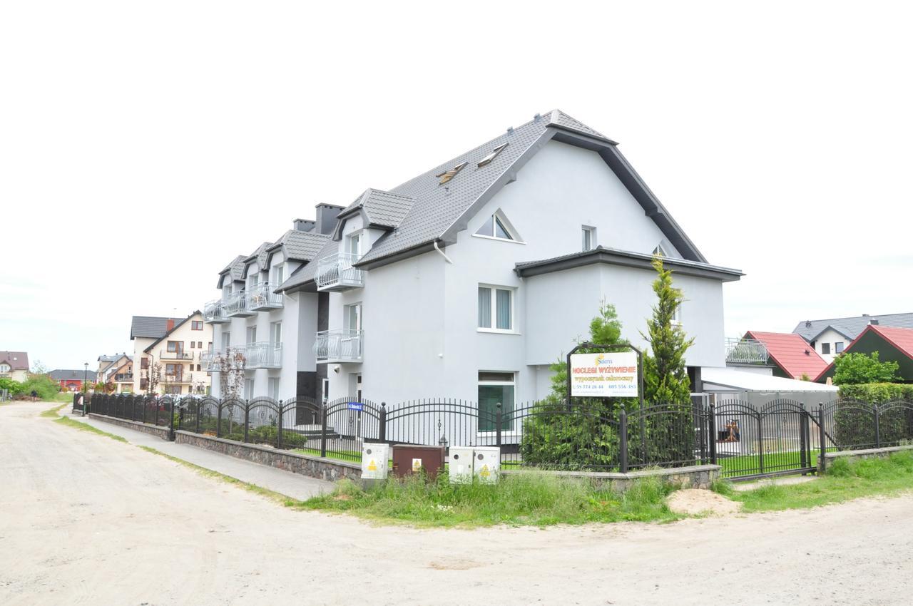 Solar Bed & Breakfast Karwia Bagian luar foto
