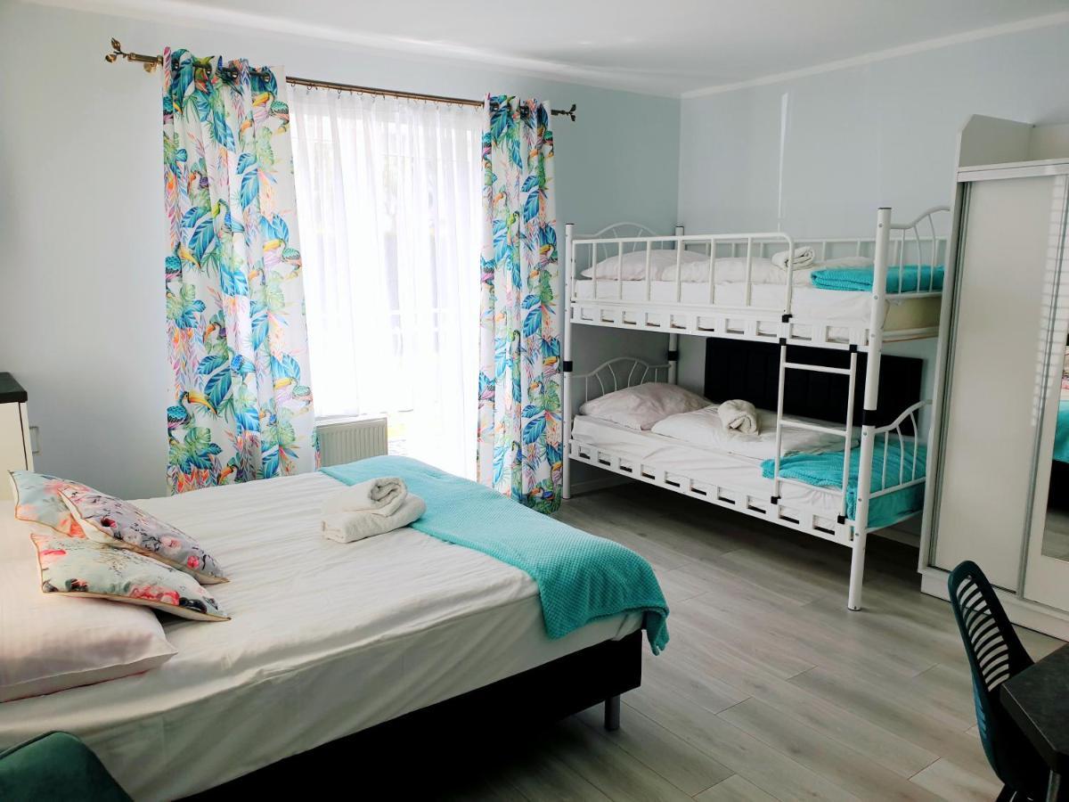 Solar Bed & Breakfast Karwia Bagian luar foto